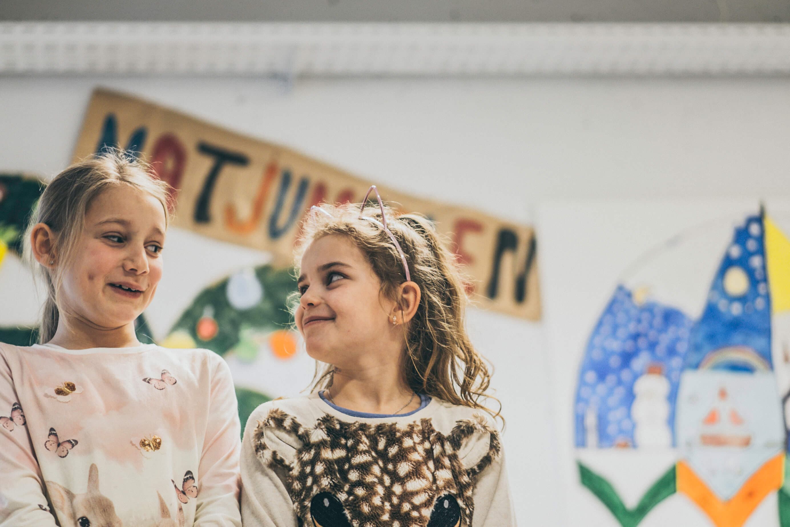 20.000 barn svinger inn i jungelen!